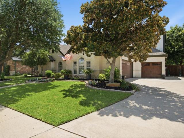 House for sale in Colleyville, Texas