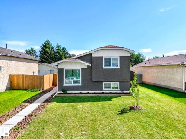 House for sale in Wedgewood, Alberta
