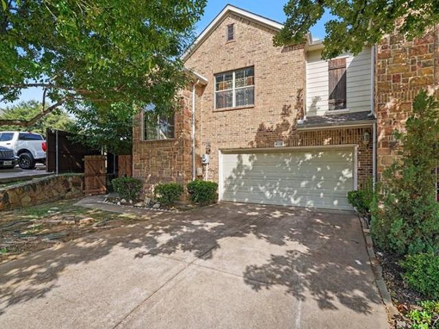 Townhouse for sale in Irving, Texas