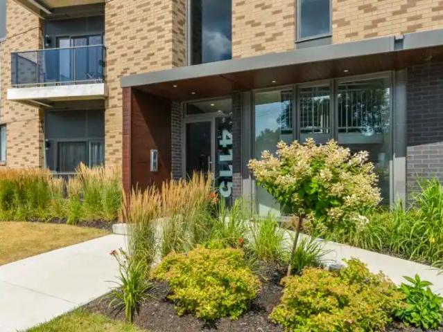 Apartment for rent in Saint-Laurent, Montréal