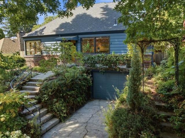 House for sale in Oregonia