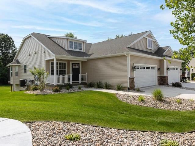 Condo for sale in Jackson