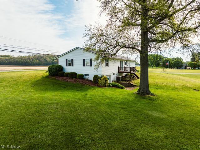 House for sale in Warsaw, Ohio