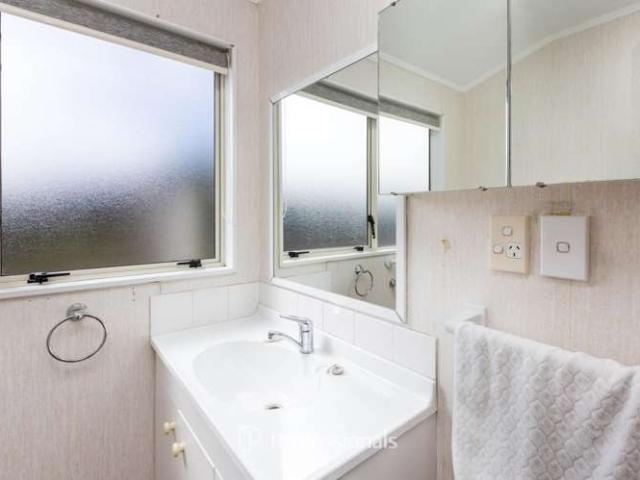 Apartment for sale in Pauatahanui, Wellington