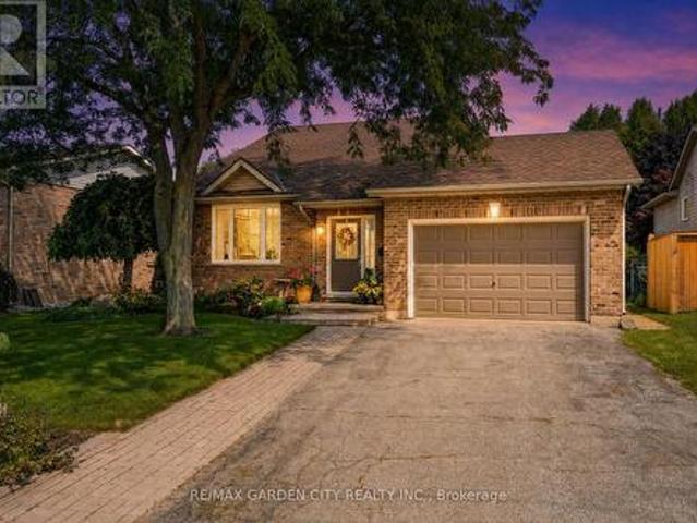 House for sale in Niagara, Ontario