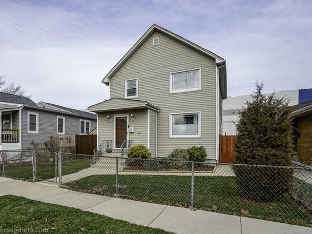 House for sale in Schiller Park, Illinois