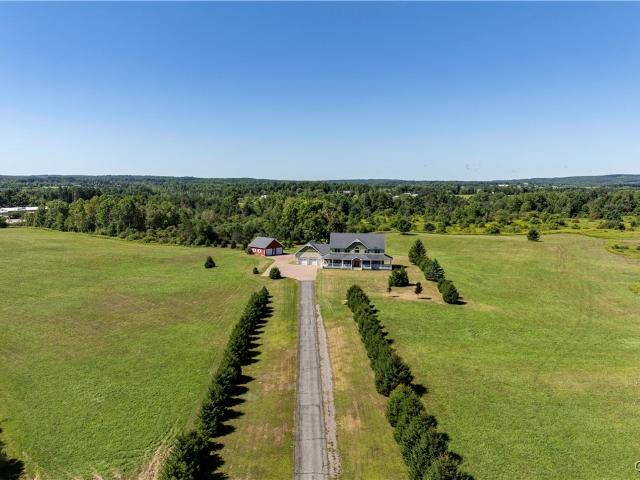House for sale in Oneida, New York