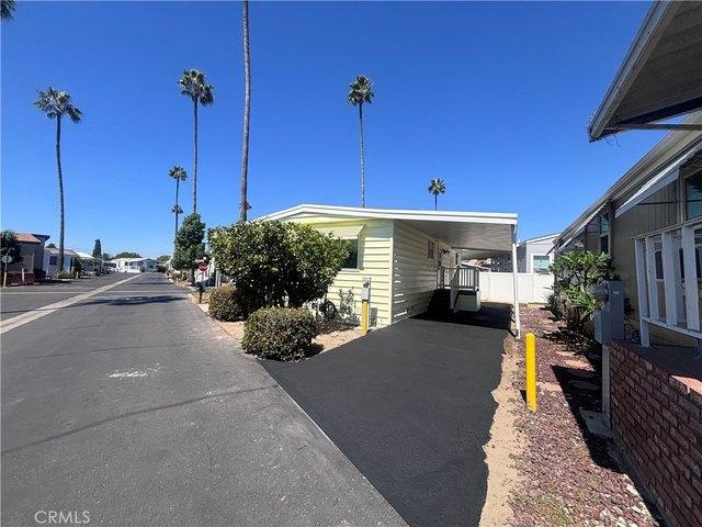 House for sale in Santa Ana, California