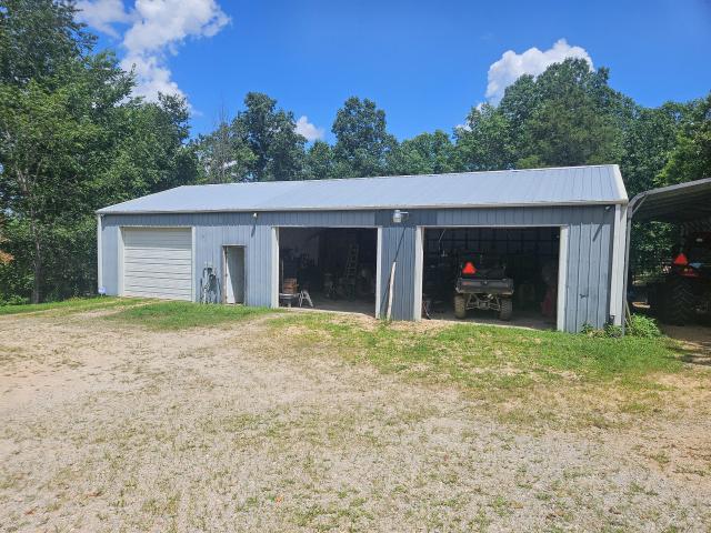 Farm for sale in Shannon, Missouri