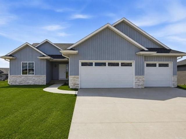 House for sale in Linn, Iowa