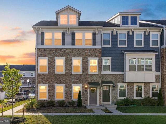 Townhouse for sale in White Plains, Maryland