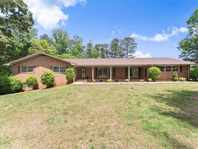 House for sale in Oakwood, Georgia