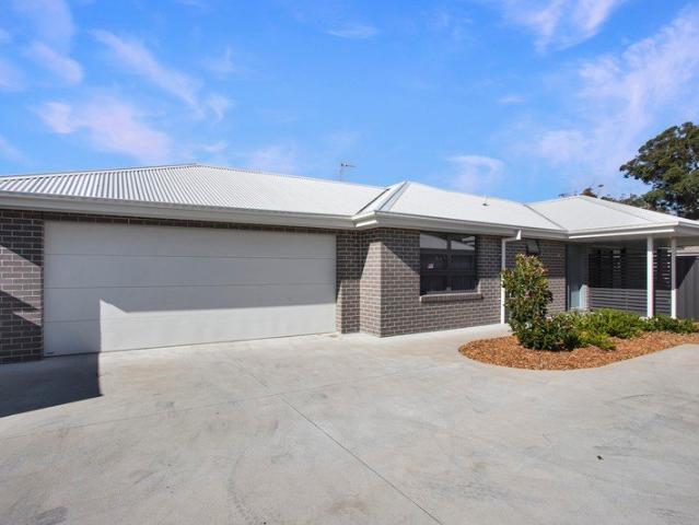 Villa for rent in Tea Gardens, New South Wales