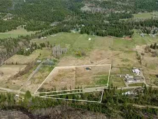 House for sale in Louis Creek, British Columbia