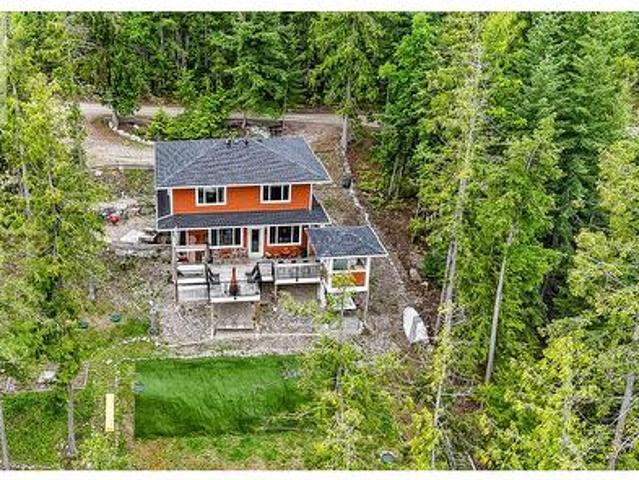 Property for sale in Eagle Bay, British Columbia