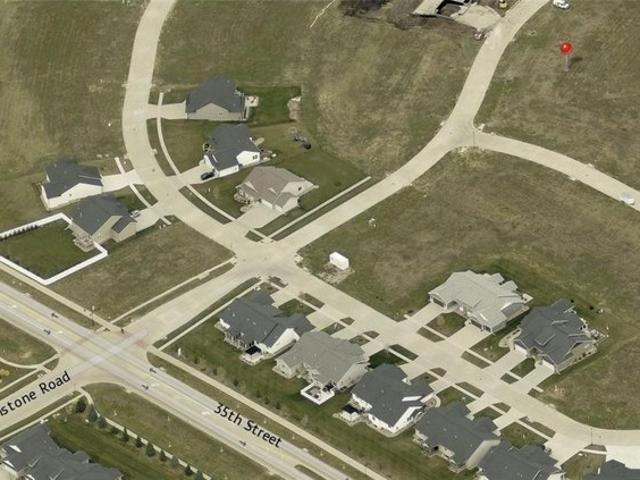 Land for sale in Linn, Iowa
