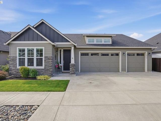 House for sale in Ridgefield, Clark County