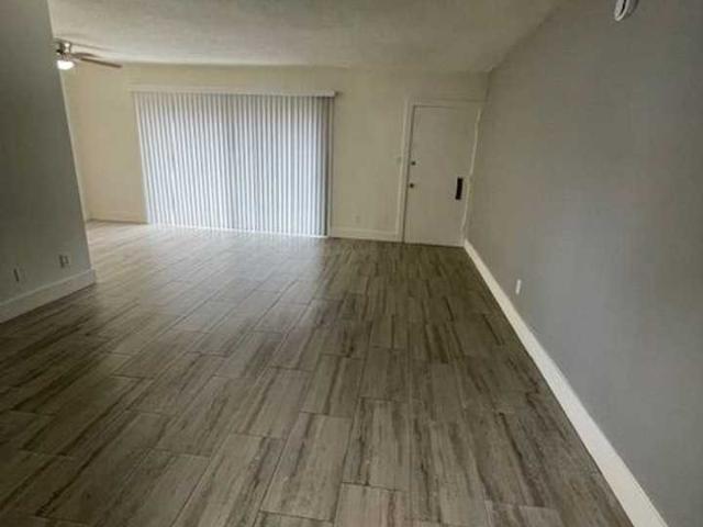 Apartment for rent in Lakewood, California