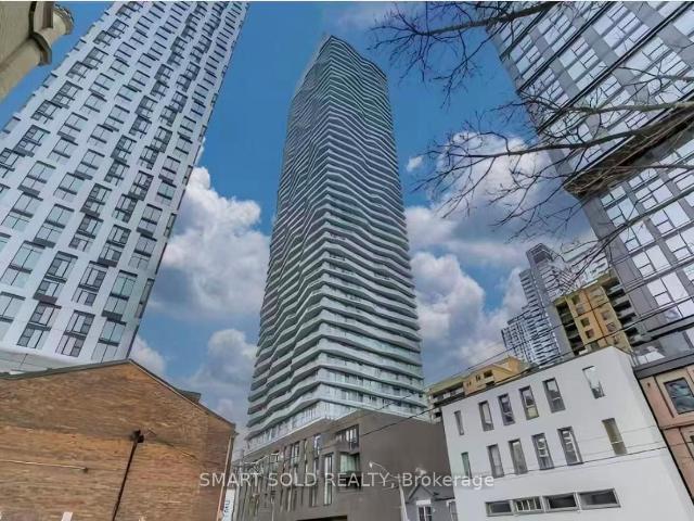 Condo for rent in Toronto Centre, Toronto
