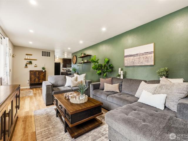 House for sale in Milton, Washington