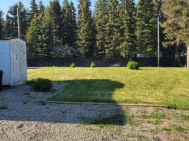 Land for sale in Lousana, Alberta