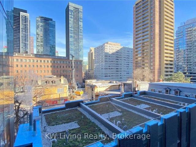 House for rent in Toronto Centre, Toronto