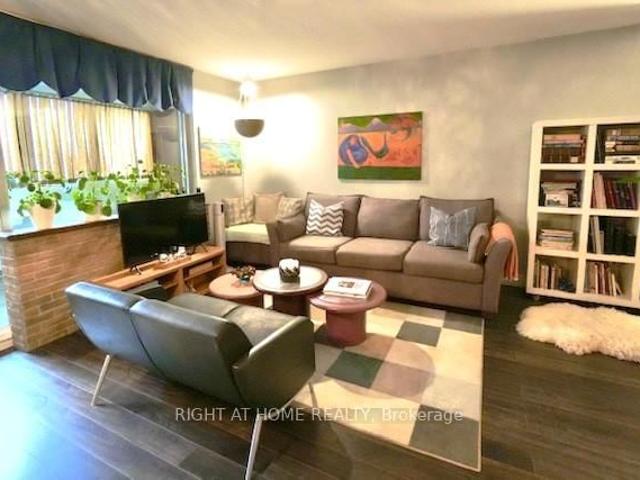 Condo for sale in Woburn, Ontario