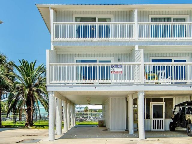 Condo for sale in Grand Isle, Louisiana