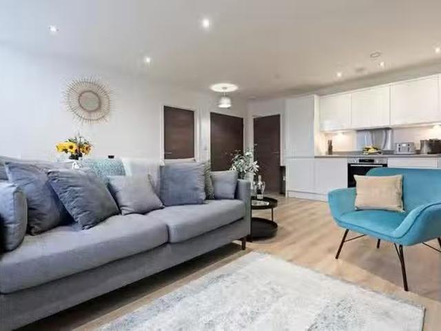 Apartment for rent in Gorse Hill, Trafford Park
