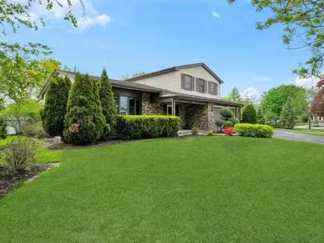 House for rent in Downers Grove
