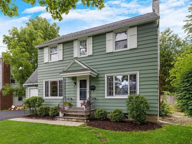 House for sale in Syracuse, New York