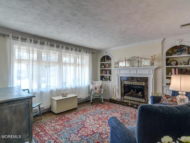 House for sale in Lanoka Harbor, New Jersey