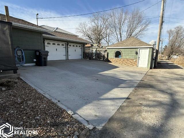 House for sale in Mahaska, Iowa