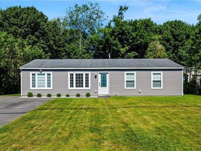 House for sale in Oneida, New York