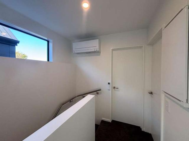 Townhouse for rent in Canterbury