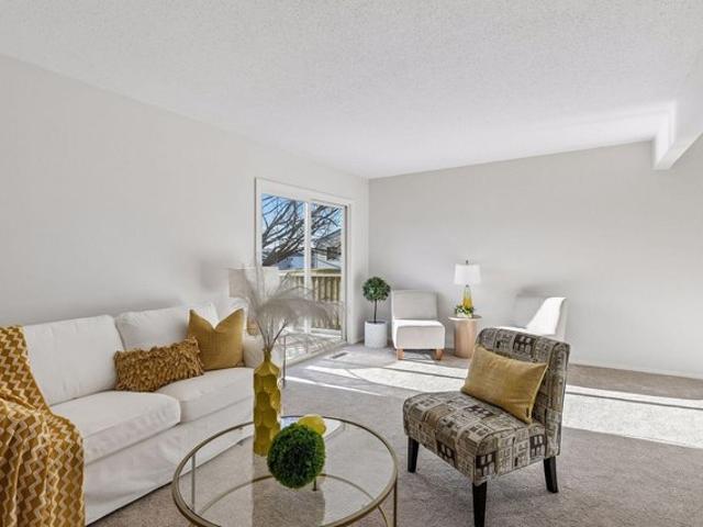 Townhouse for sale in Ramsey, Minnesota