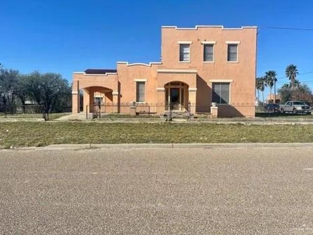 House for sale in Hebbronville, Texas
