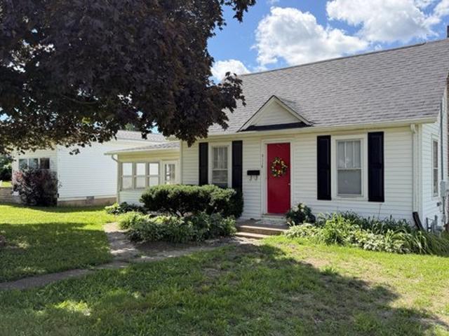 House for sale in Whiteside, Illinois