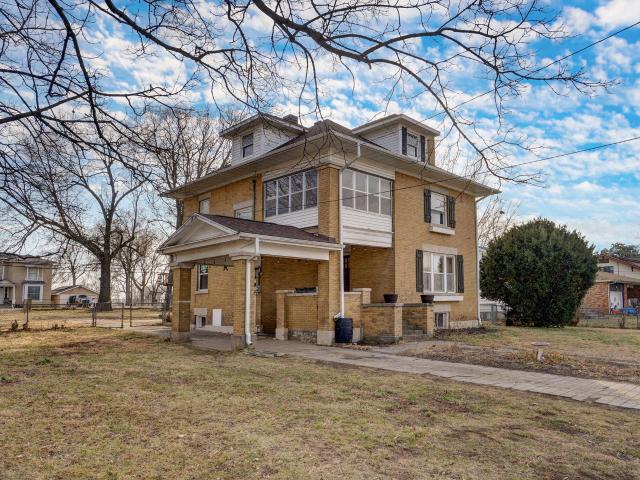 House for sale in Ash Grove, Missouri