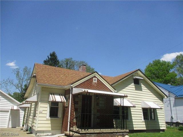 House for sale in Geneva, Ohio