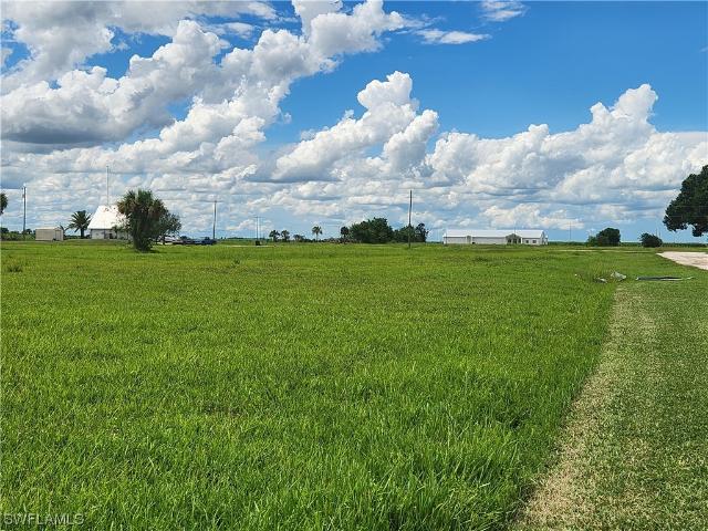 Property for sale in Moore Haven, Florida