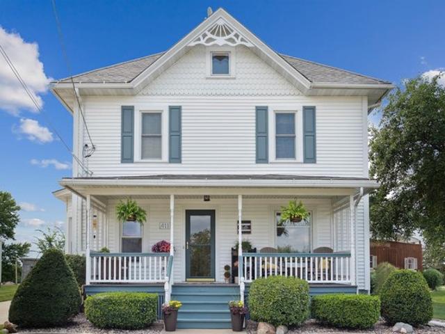 House for sale in Strawberry Point, Iowa