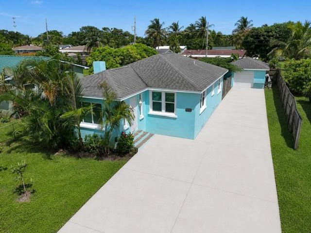 House for sale in Lake Park, Florida