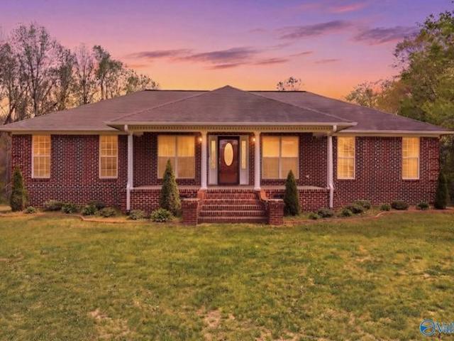 House for sale in Crossville, Alabama