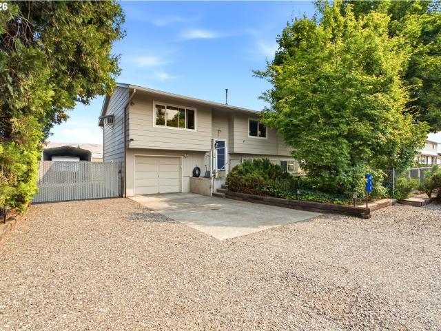 House for sale in Dallesport, Washington