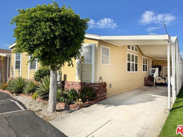 House for sale in Fountain Valley, California