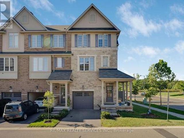 House for sale in Oakville, Ontario
