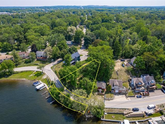 Land for sale in Lake Orion