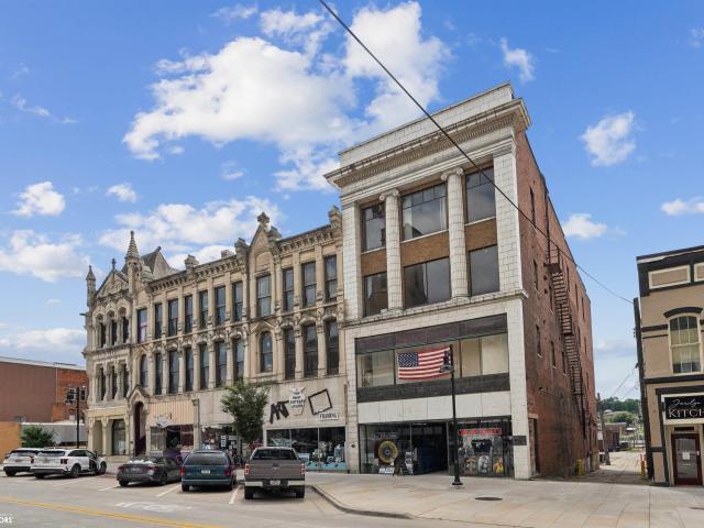 Commercial for sale in Burlington, Iowa