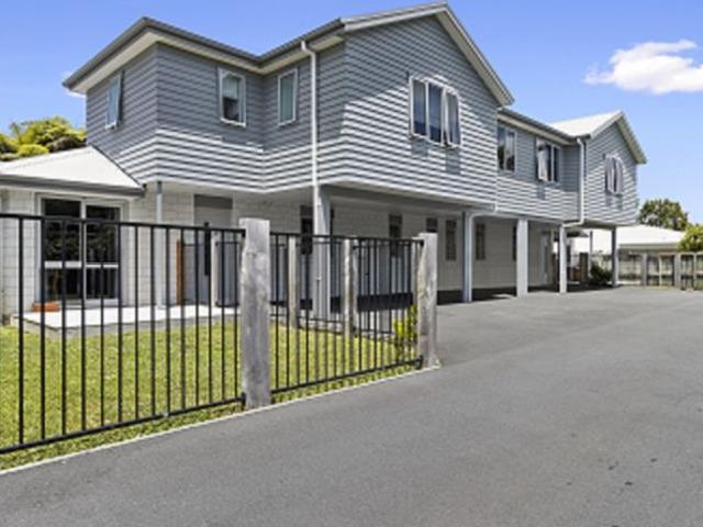 Apartment for rent in Northcote, Kaipātiki